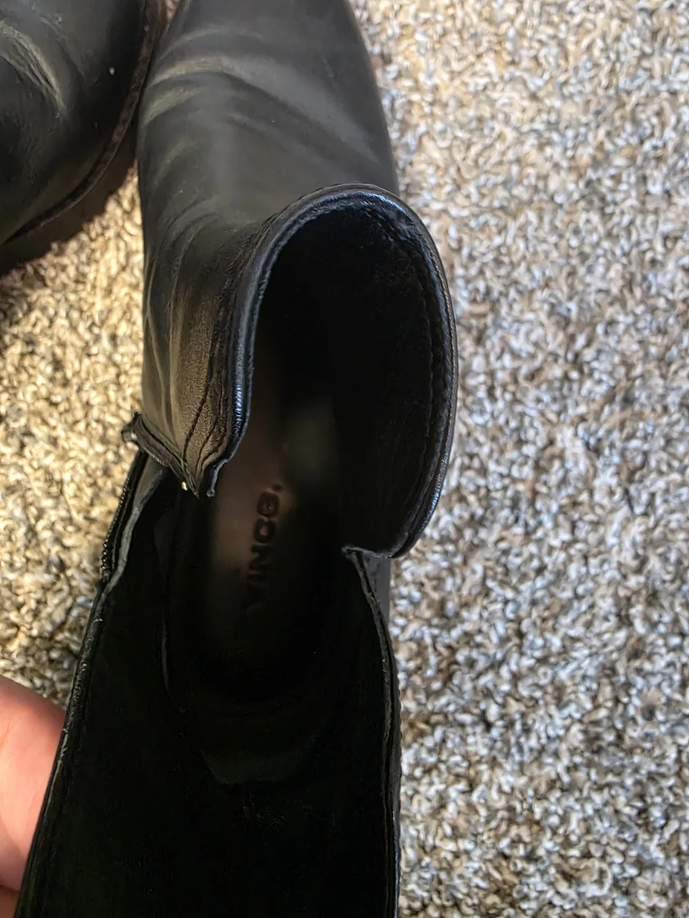 Vince Black Leather Ankle Boots Side Zip Lug Sole Chelsea Booties Women's 7.5